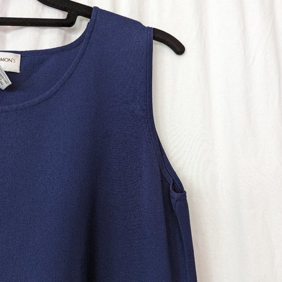 Drapers & Damons Navy Blue Sleeveless Top Size Medium - Picture 5 of 9